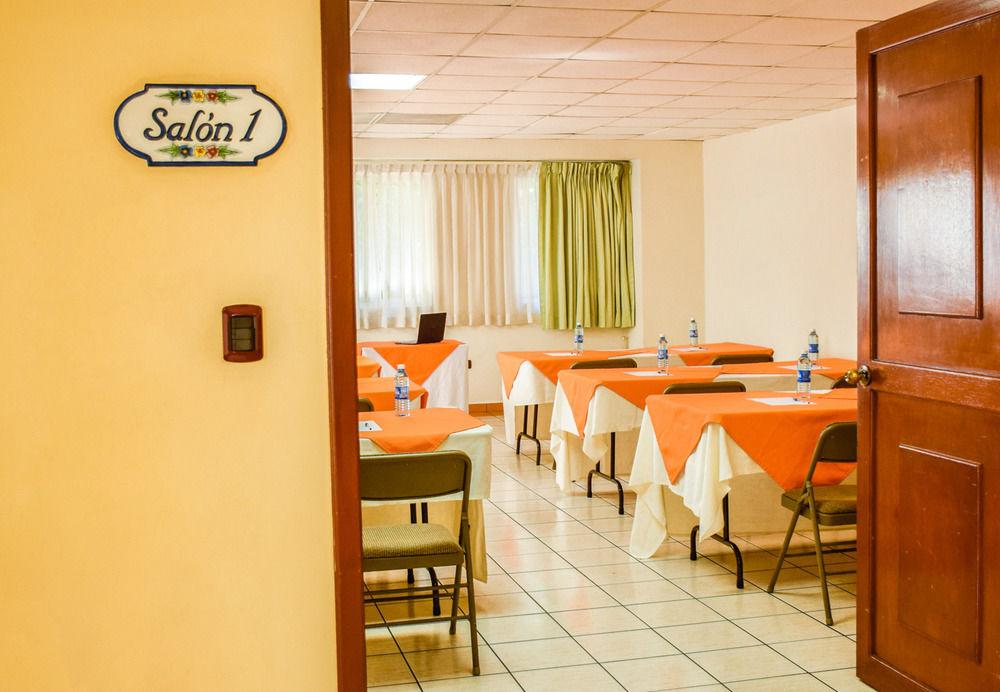 Hotel Gardenia Inn サンサルバドル エクステリア 写真