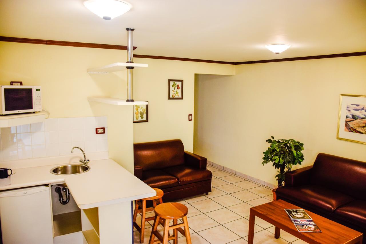 Hotel Gardenia Inn サンサルバドル エクステリア 写真