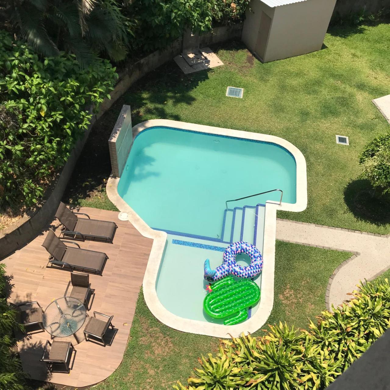 Hotel Gardenia Inn サンサルバドル エクステリア 写真