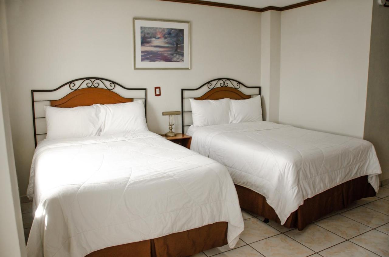 Hotel Gardenia Inn サンサルバドル エクステリア 写真